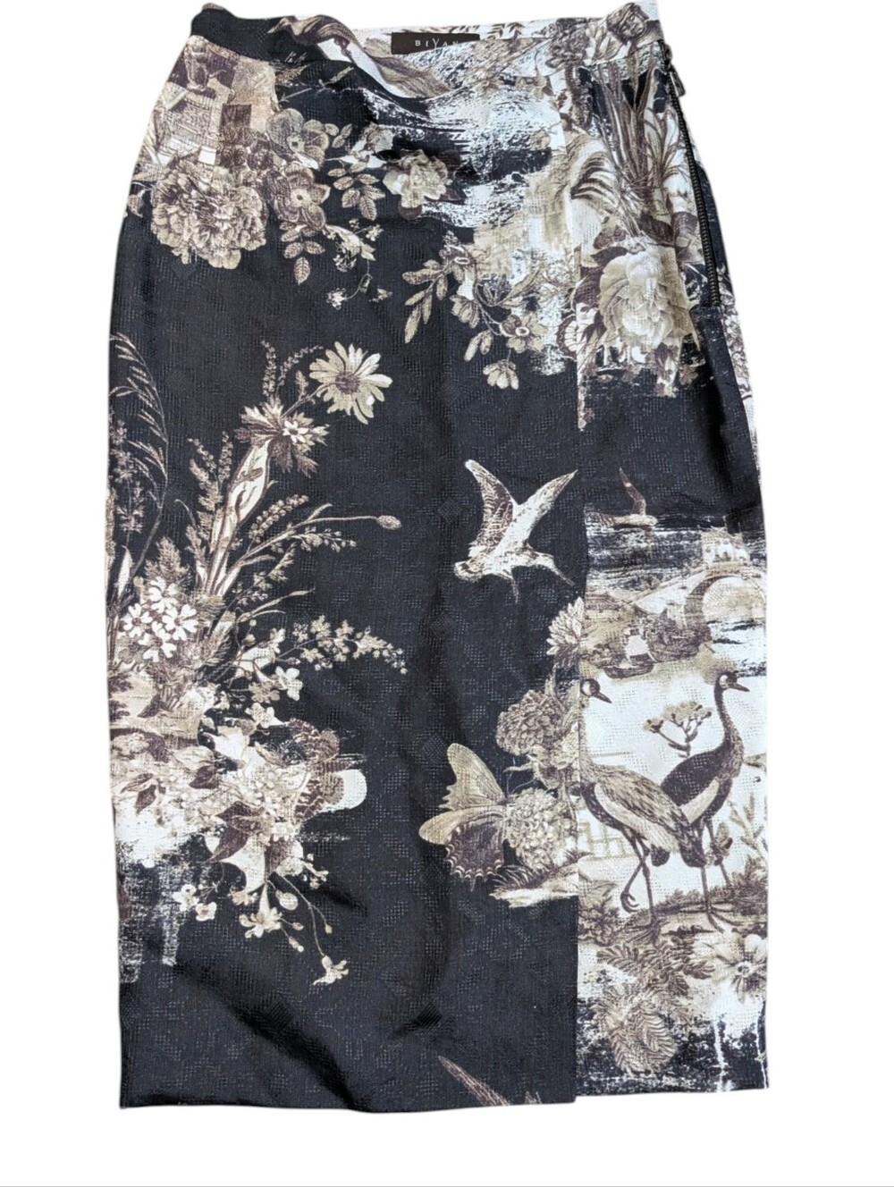Biyan Malin Silk Floral Scenic Print Pencil Skirt ...Size Small